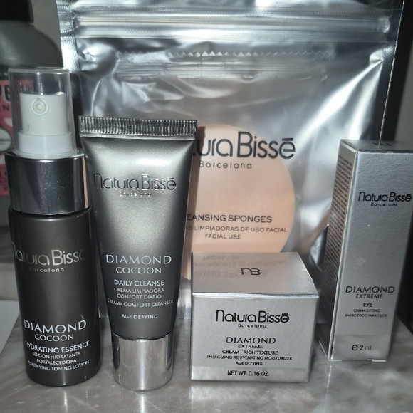 Natura Bisse 5 Piece Set NEW